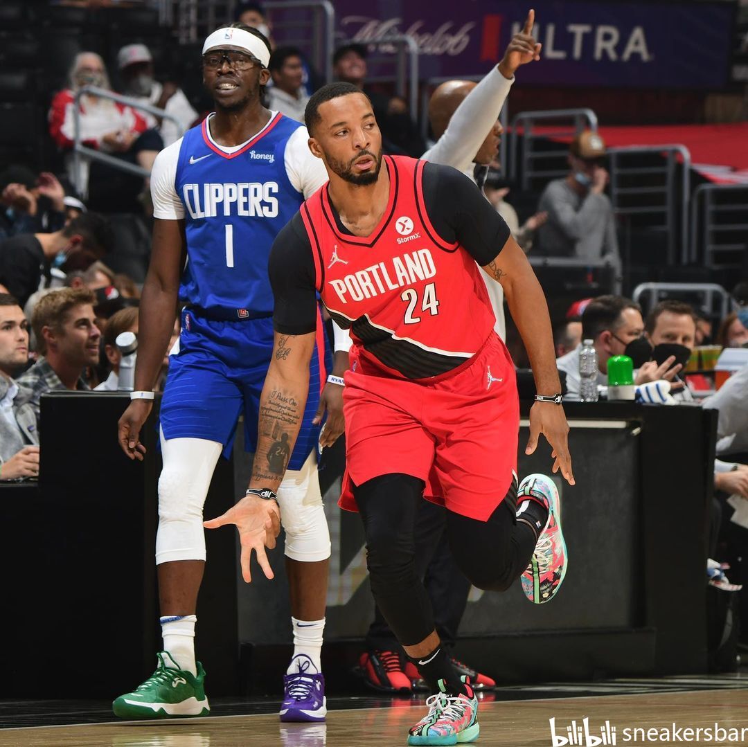 偏离规则的 偏离规则的