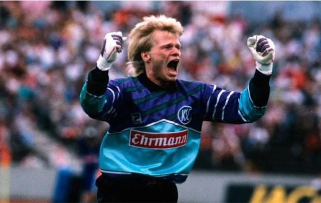 蓝军凭借两 蓝军凭借两