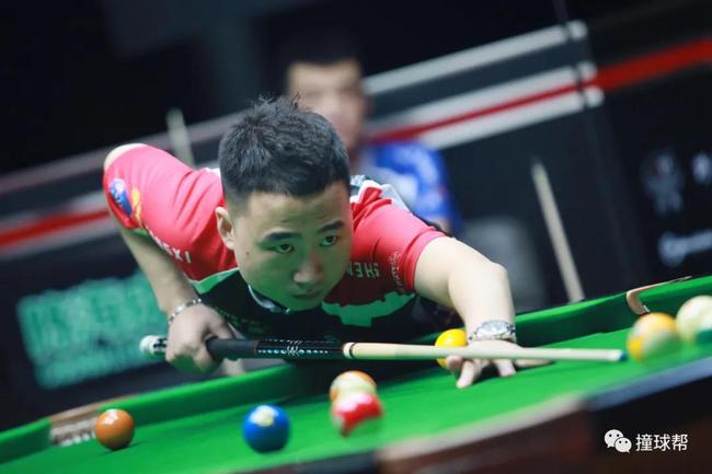 的背景与地 的背景与地